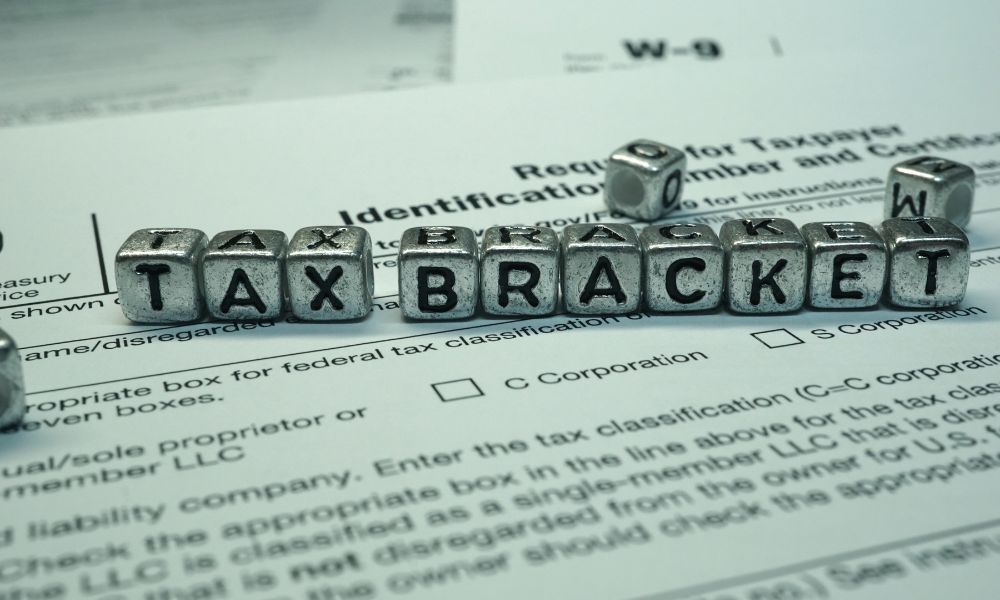 Demystifying the Tax Bracket Maze – What Business Type and Classification Suits Your Ideal Business?